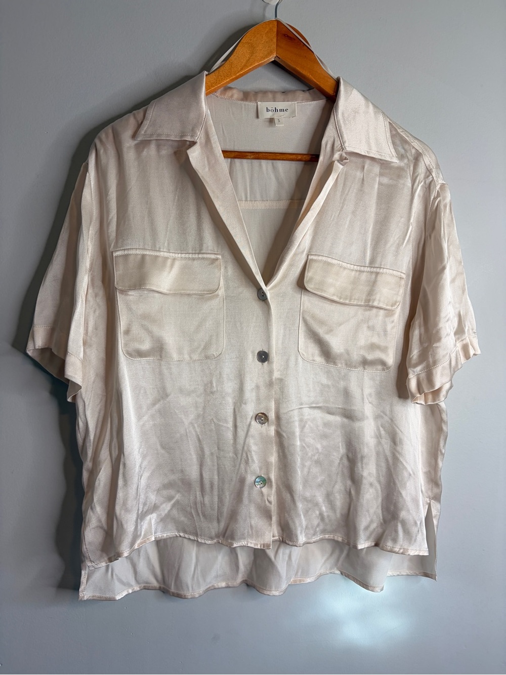 Bohme Utility Satin Oversized Cream Short-Sleeve Button-Up Shirt Small